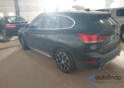 2021 BMW X1 xDrive28I z USA, uszkodzony, nr VIN WBXJG9C02M5S03709